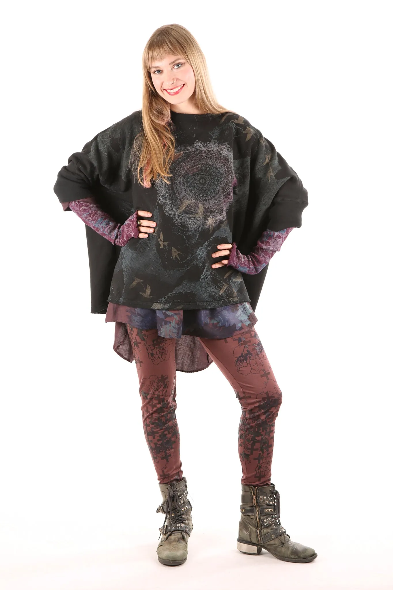 2210  Cozy Fleece Square Sweatshirt Printed Black