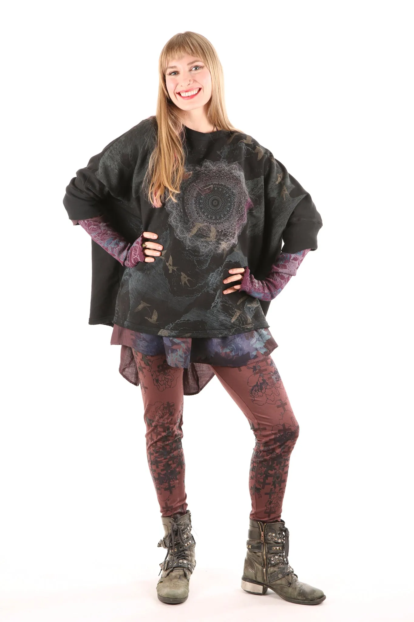 2210  Cozy Fleece Square Sweatshirt Printed Black