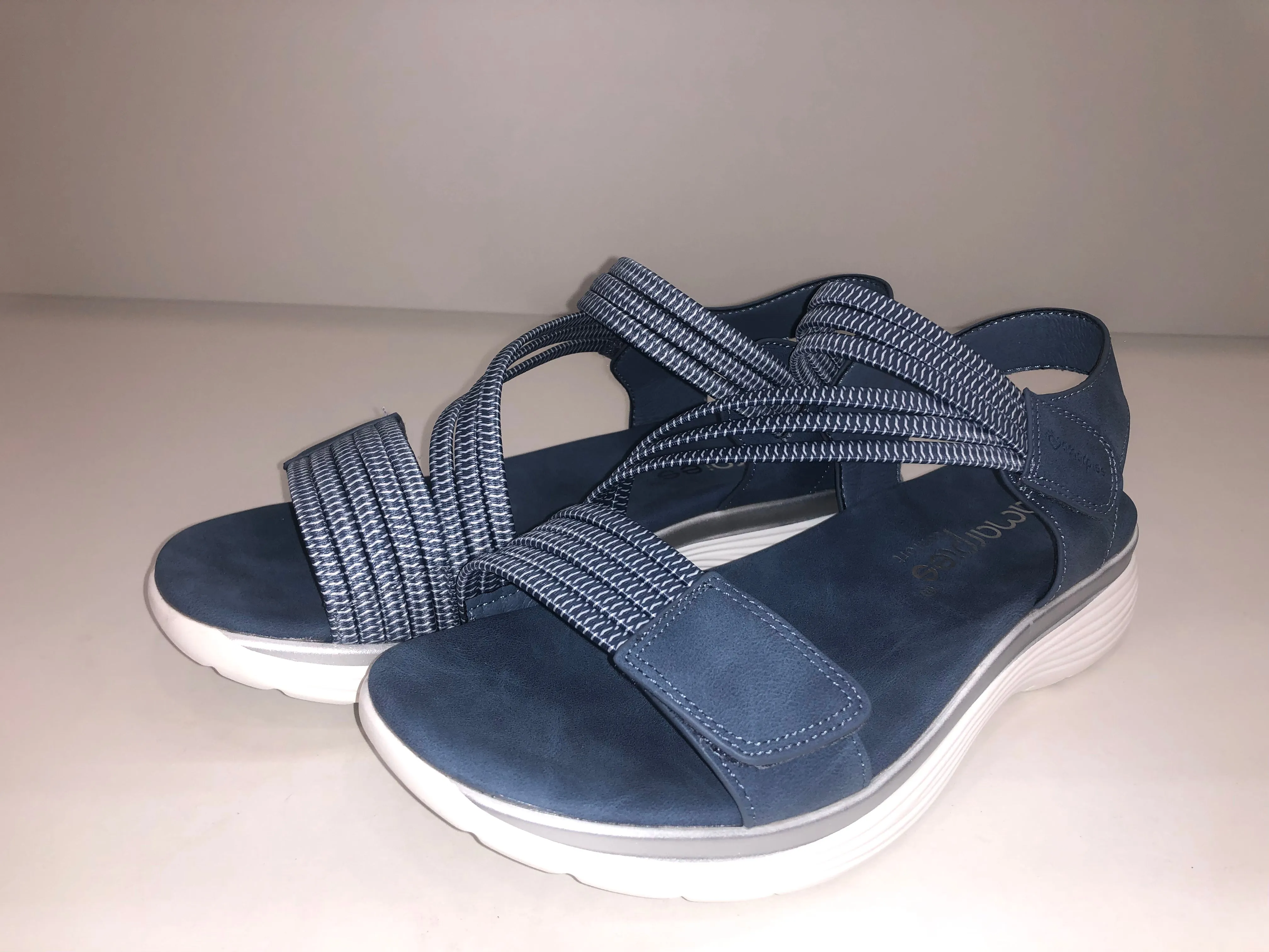 ABZ26591 JEAN