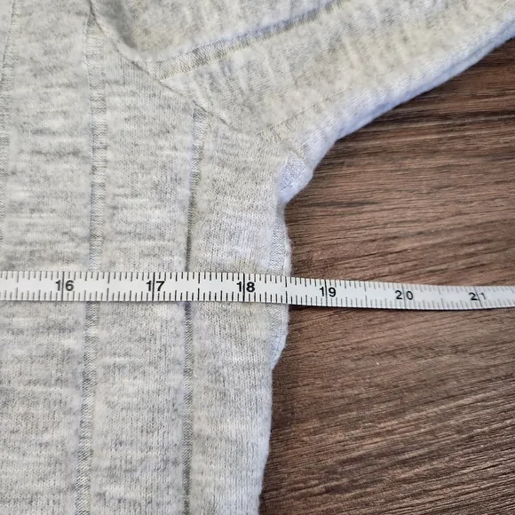 Anthropologie Ribbed Knit Tunic Top L Grey Minimalist Lagenlook Cozycore