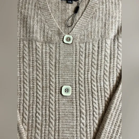 Cashmere Oatmeal/Beige Vneck Sweater-pullover w faux button front details,cable