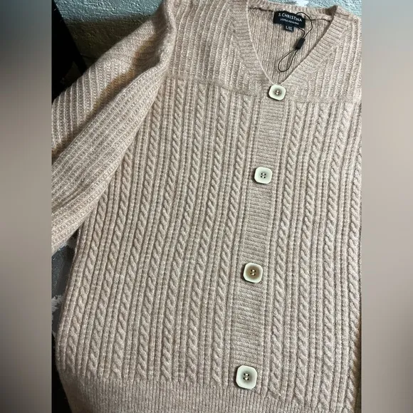 Cashmere Oatmeal/Beige Vneck Sweater-pullover w faux button front details,cable