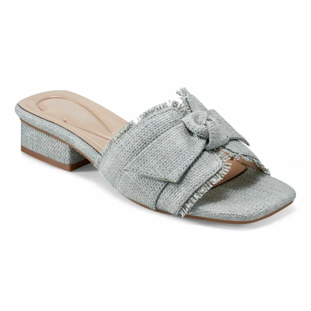 Easy Spirit Women's Girly2 Blue M