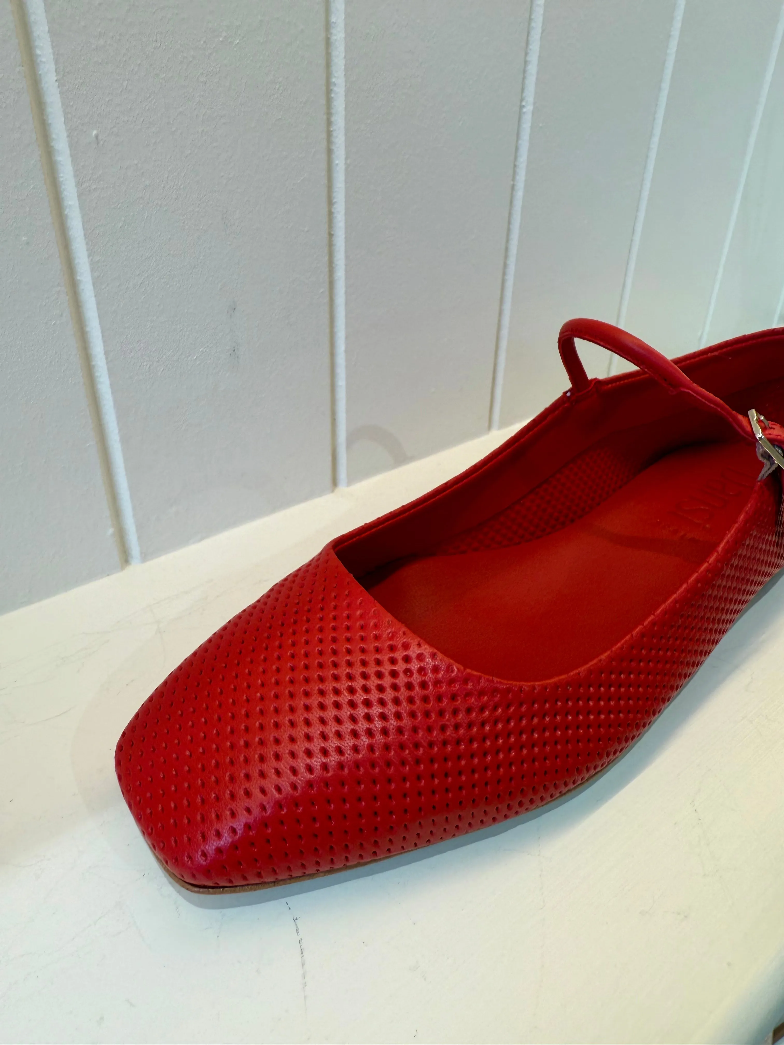 Evita Ballerina - Red