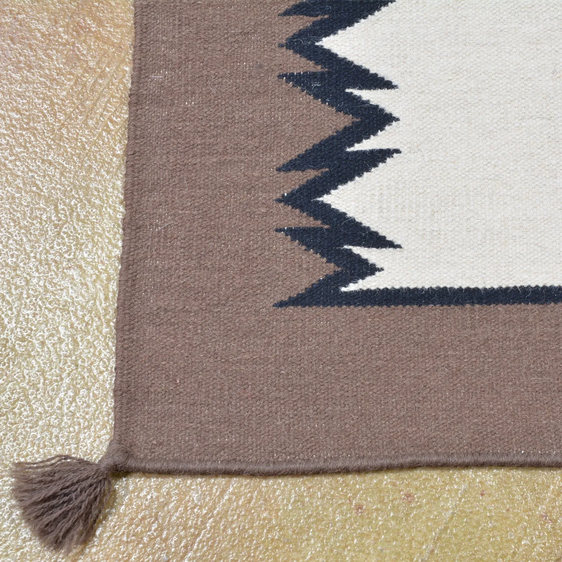 Flatweave Hand-Woven SouthWestern Design Handmade Wool Rug (Size 5.0 X 6.10) Cwral-1125