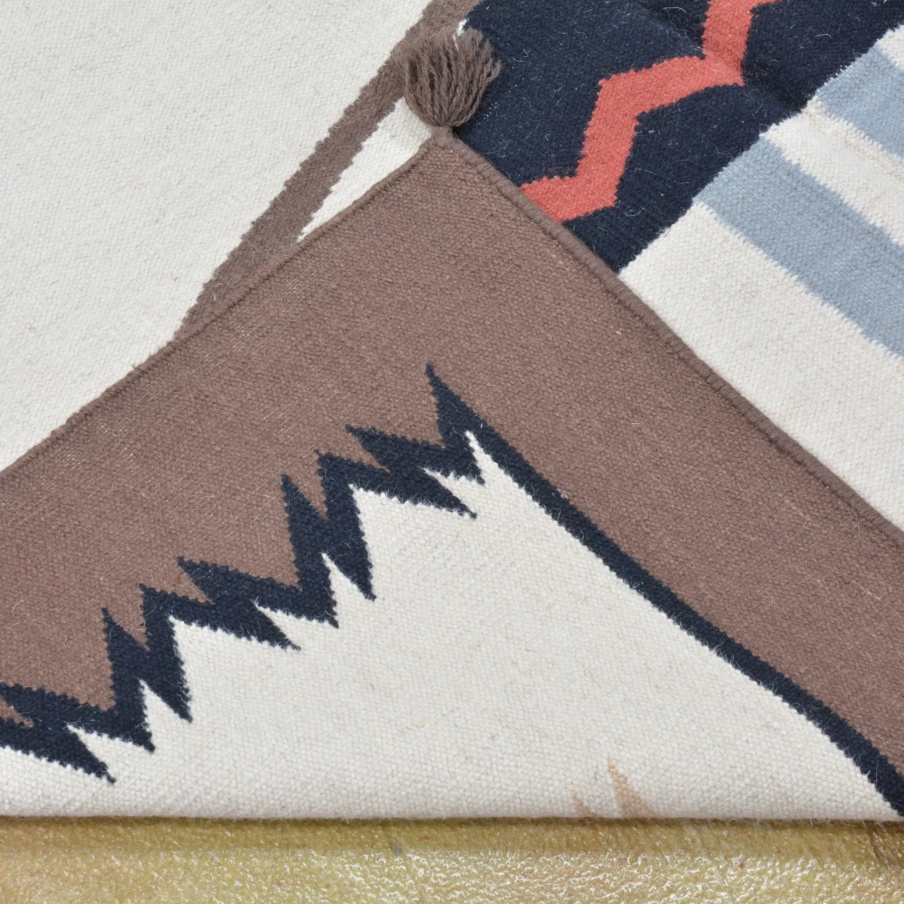Flatweave Hand-Woven SouthWestern Design Handmade Wool Rug (Size 5.0 X 6.10) Cwral-1125