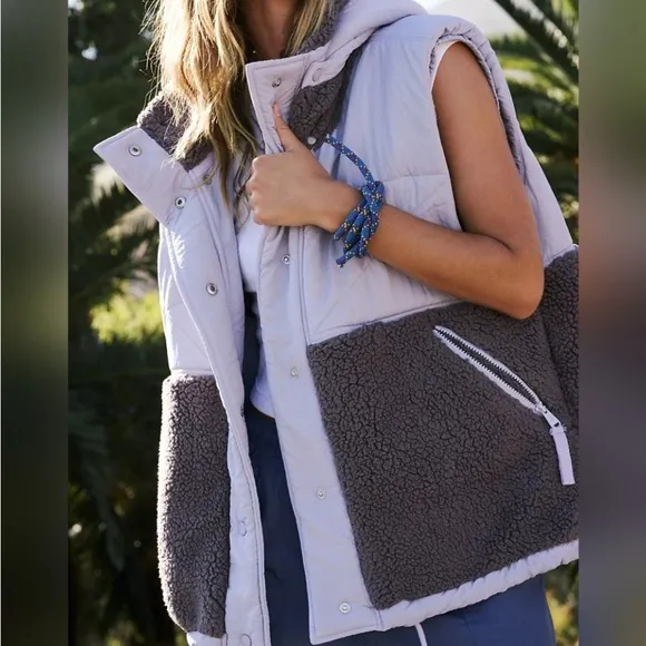 FP Movement AdventureAwaits Fleece Vest Size M.