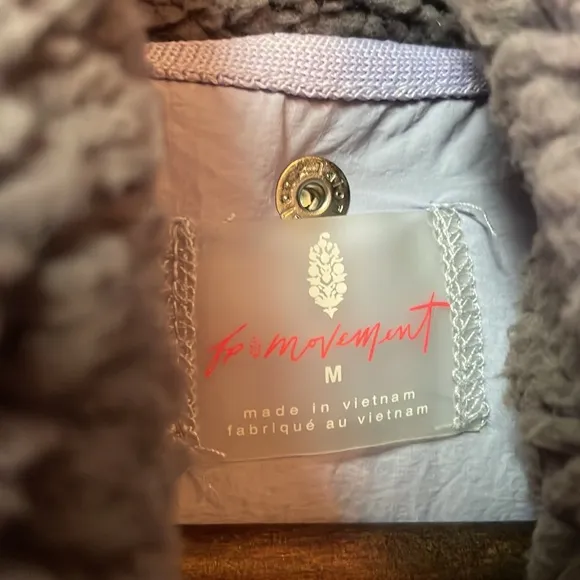 FP Movement AdventureAwaits Fleece Vest Size M.