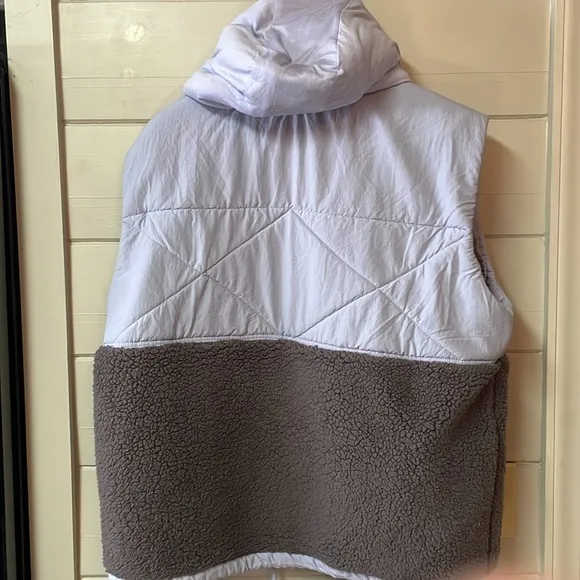 FP Movement AdventureAwaits Fleece Vest Size M.