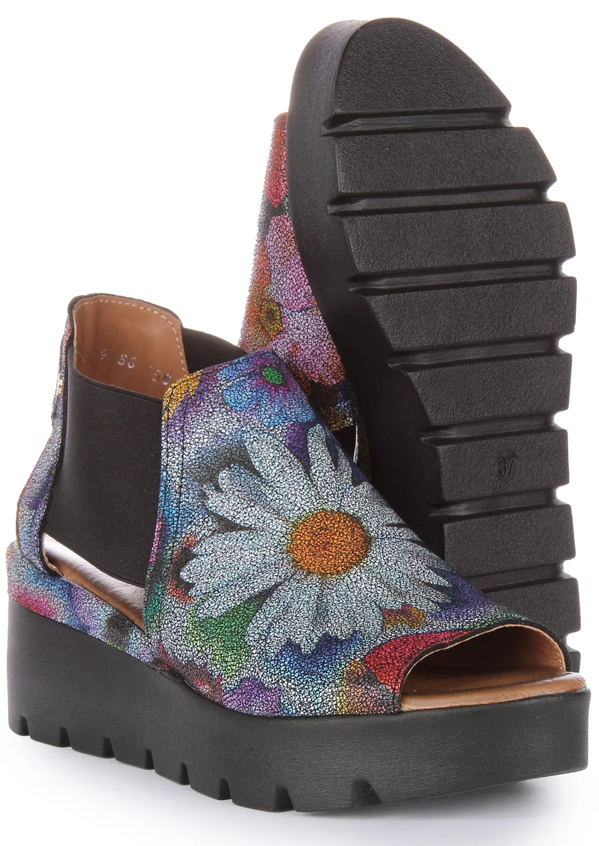 Justinreess England 7100 In Black White Sandals | Secret Sale