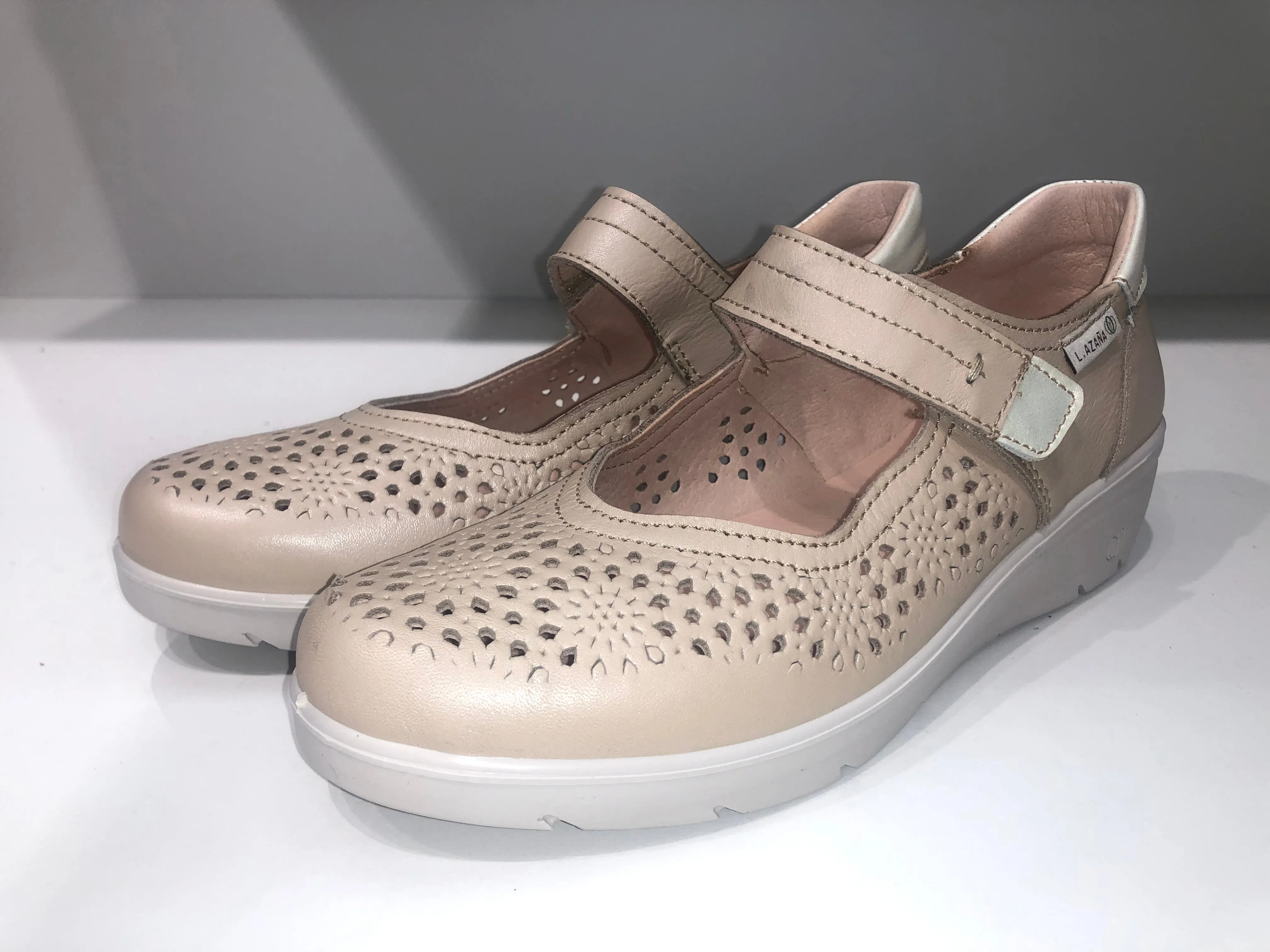 LA26814ND BEIGE