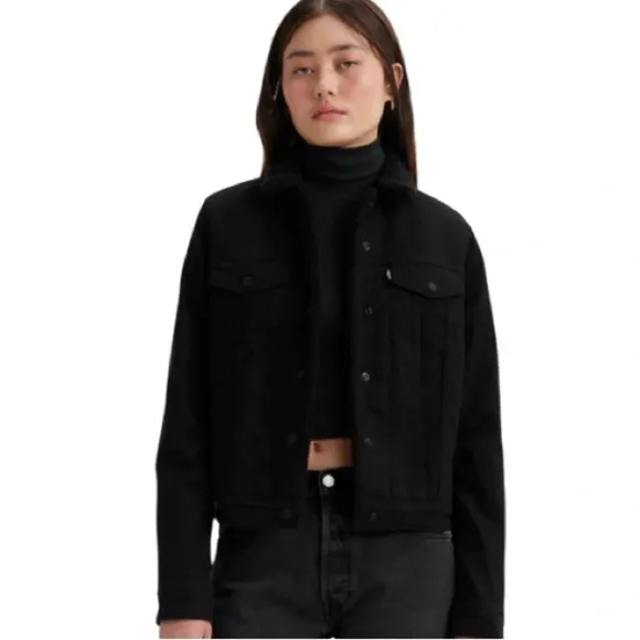 Levi’s Original Trucker Sherpa Coat Black Jean Size Smalll​​