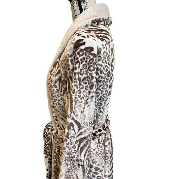 Natori Robe