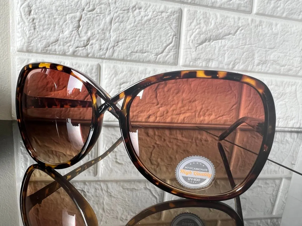 New Designer Rep. Sunglasses, 400 UV Protection! Stylish Gradient Lenses! 9262