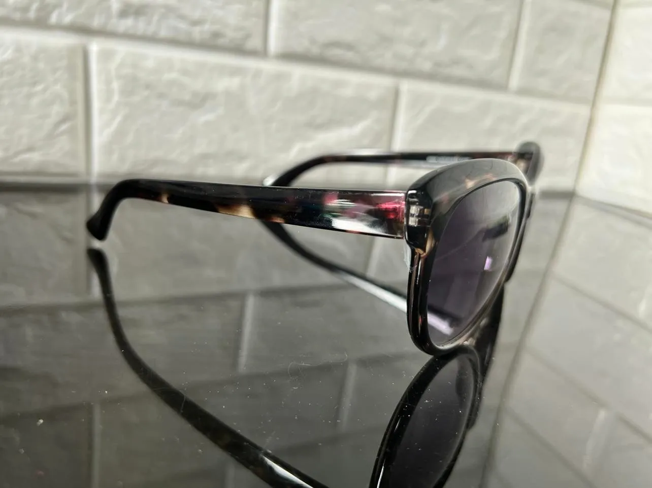 New Designer Rep. Sunglasses, 400 UV Protection! Stylish Gradient Lenses! Black-Multi