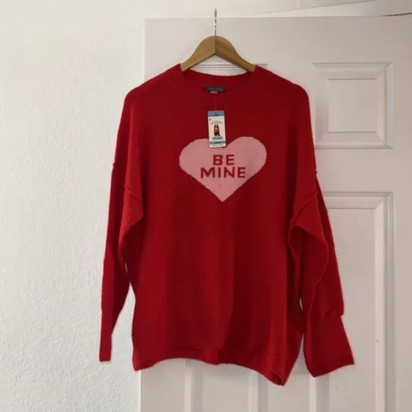 ♥️Red Heart Sweater - Be Mine