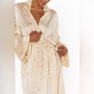 show me your mumu harlow robe animal print