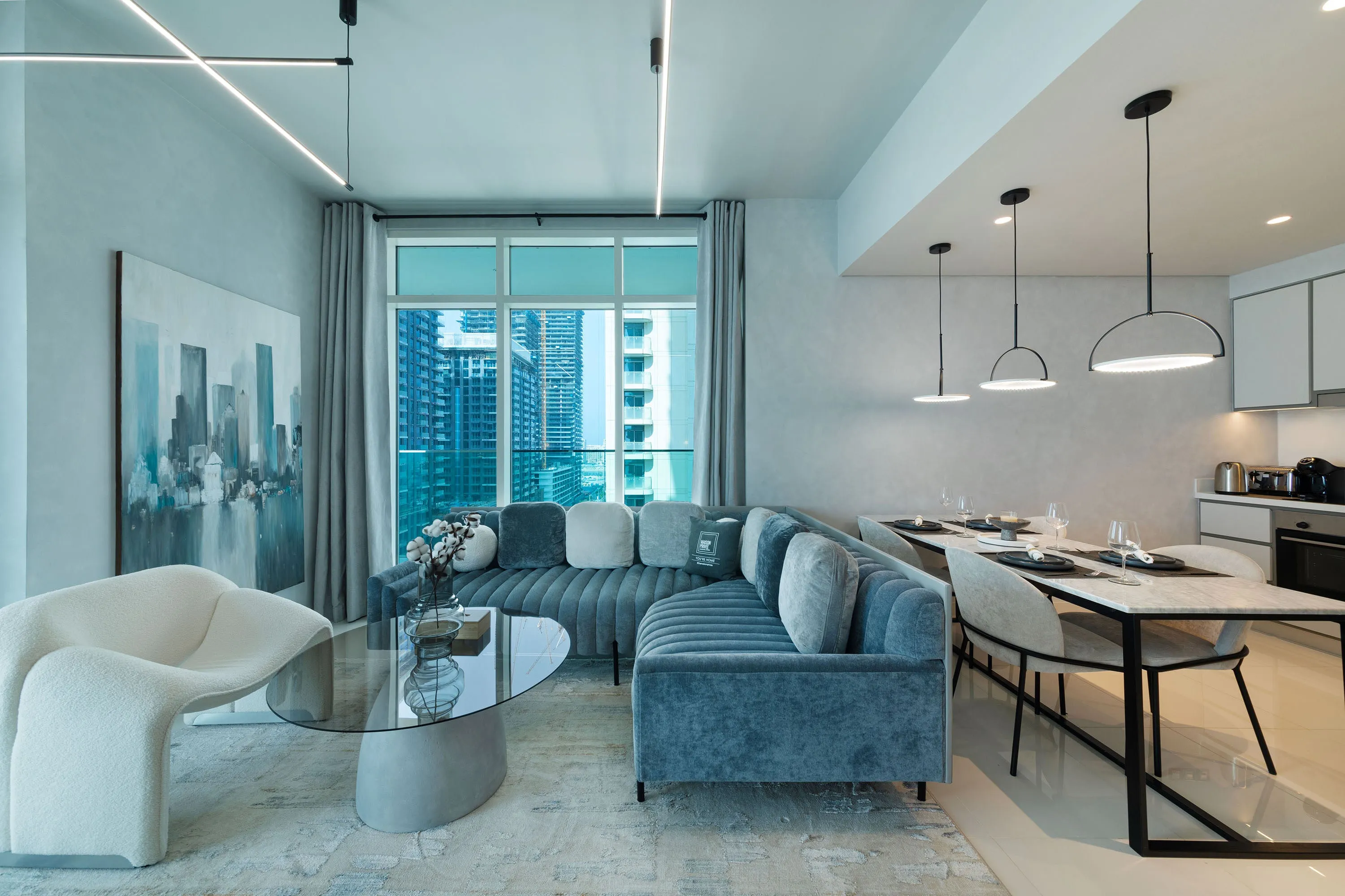 Stylish 2BR apt in Emaar Beachfront w/ stunning sea views