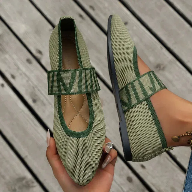 Stylish and Comfortable Slip-On Pointed Flats for Women