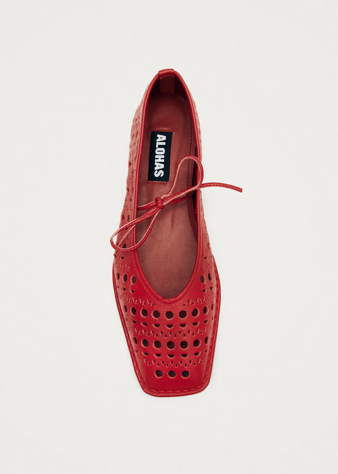 SWAY SLIT RED LEATHER BALLET FLATS