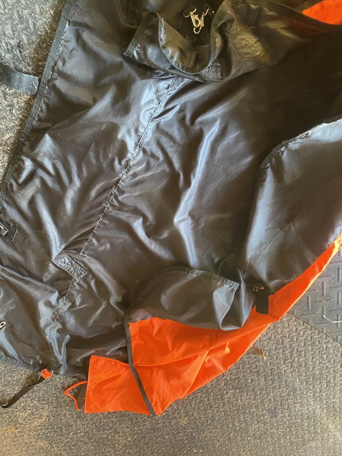 Tough 1 One turnout Sheet lightweight waterproof orange 78/80”