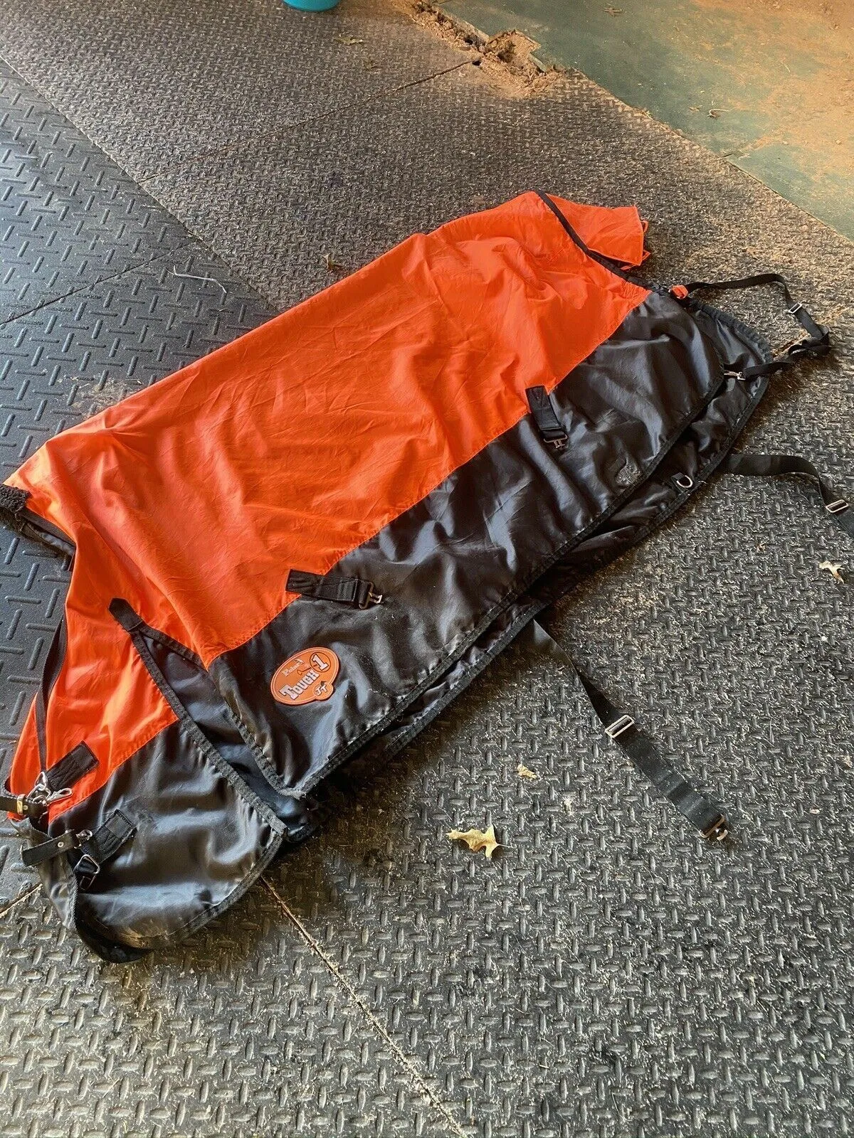 Tough 1 One turnout Sheet lightweight waterproof orange 78/80”
