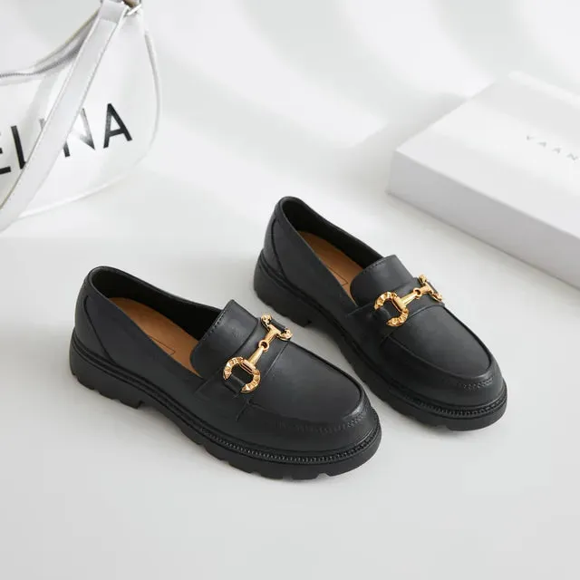 Trendsetter Loafers: Your Stylish Stride to Fashion Bliss!