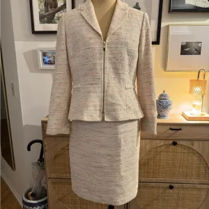 Vintage Tahari Arthur S. Levine Cream Tweed Skirt Suit - 10P