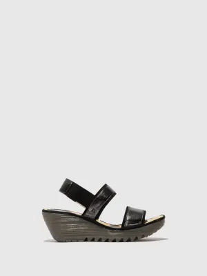 Women's Yaco Platform Wedge Sandal In Graphite